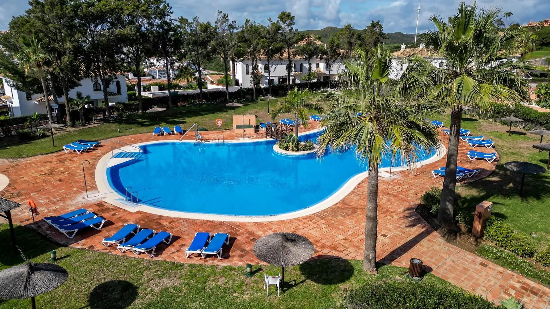 Sea View Apartment With Great Terrace And 4 Pools - Duquesa Suites 308 Manilva